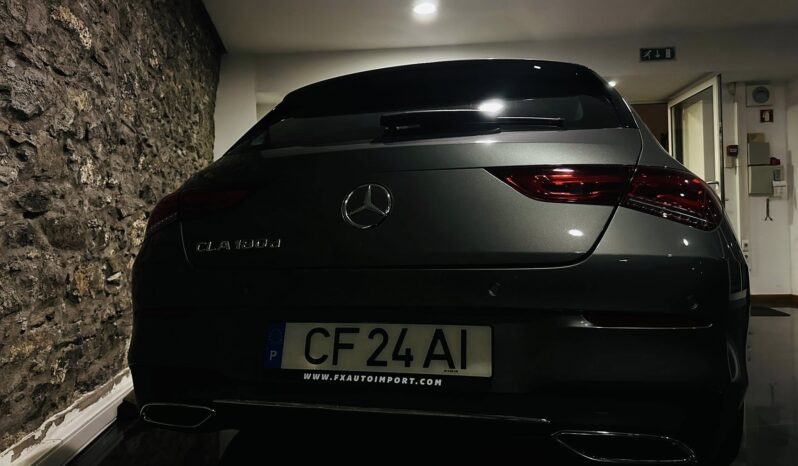 MERCEDES BENZ   CLA 180D SHB URBAN MOTOR 2.0CC completo