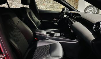 MERCEDES BENZ   CLA 180D SHB URBAN MOTOR 2.0CC completo