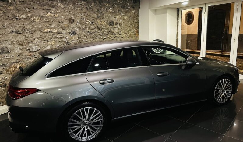 MERCEDES BENZ   CLA 180D SHB URBAN MOTOR 2.0CC completo