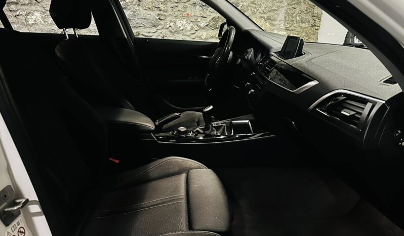BMW 116D SPORT LINE completo