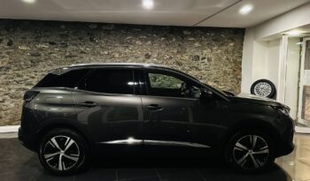 PEUGEOT 3008 1.2T GT LINE 130CV completo