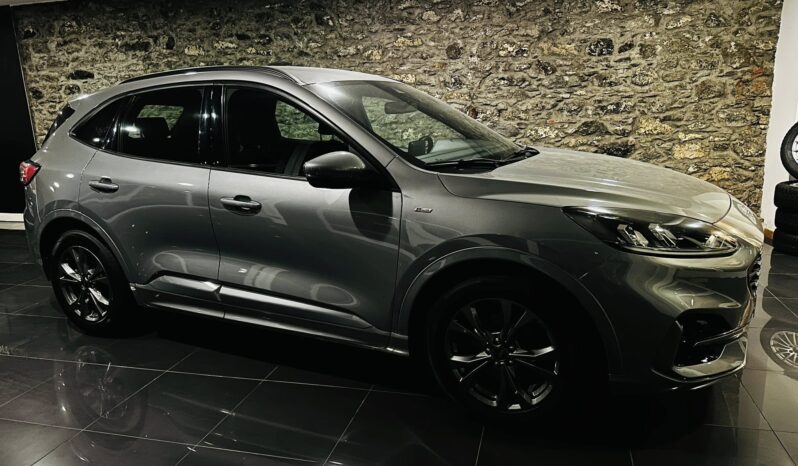 FORD KUGA 1.5T ST LINE 150CV completo