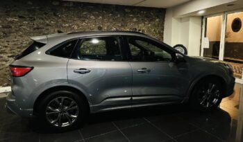 FORD KUGA 1.5T ST LINE 150CV completo