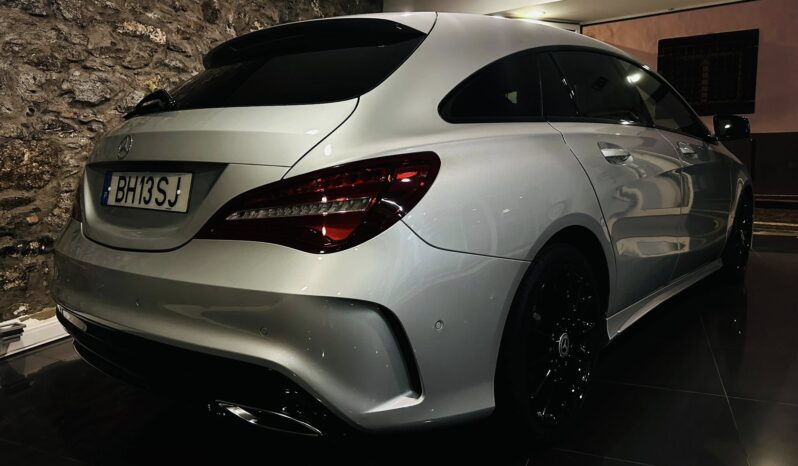 MERCEDES BENZ CLA 180d SHB PACK AMG completo