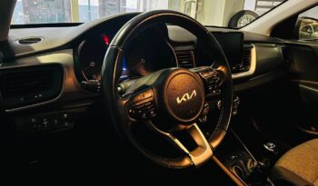 KIA STONIC 1.2 DYNAMIC completo