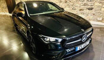 MERCEDES BENZ CLA180 SHB PACK AMG / NIGHT completo