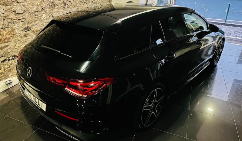 MERCEDES BENZ CLA180 SHB PACK AMG / NIGHT completo