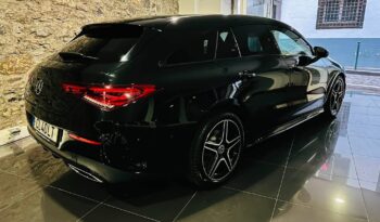 MERCEDES BENZ CLA180 SHB PACK AMG / NIGHT completo